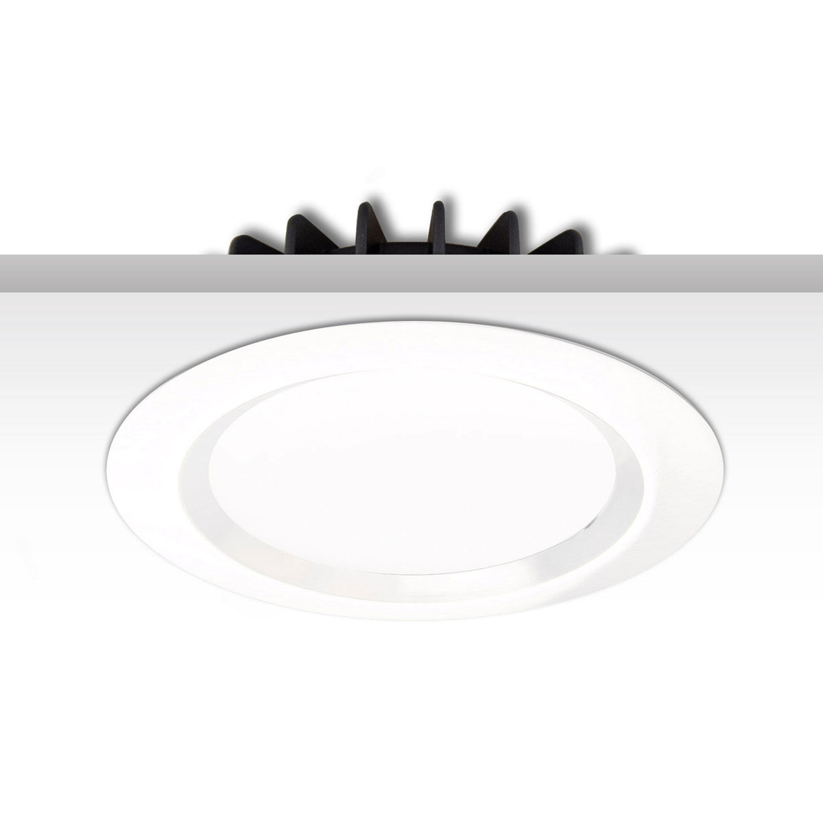 Round, white, recessed aluminum cover for Sys-90
