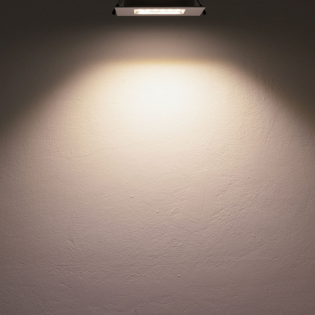 LED Downlight Prism, glare-reduced, 18W, IP54, neutral white, dimmable