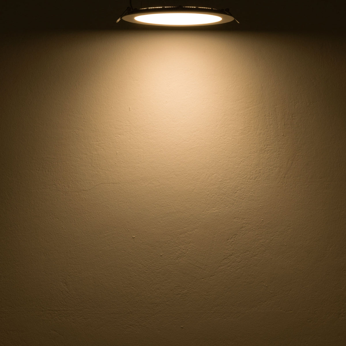 LED downlight, 12W, round, ultra-flat, silver, warm white, dimmable
