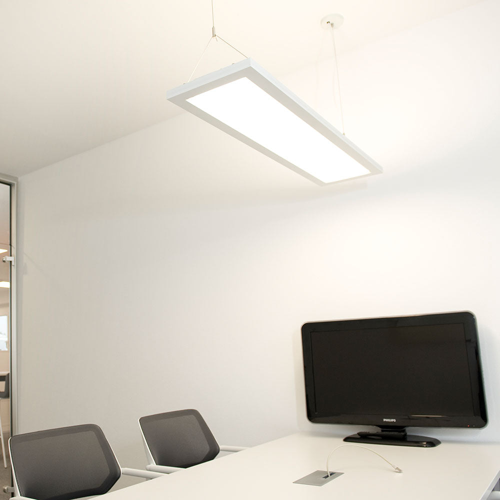 DOTLUX LED office light OFFICE 1200x300mm 54W COLORselect dimmable 1-10V UGR<19 (incl. suspension)