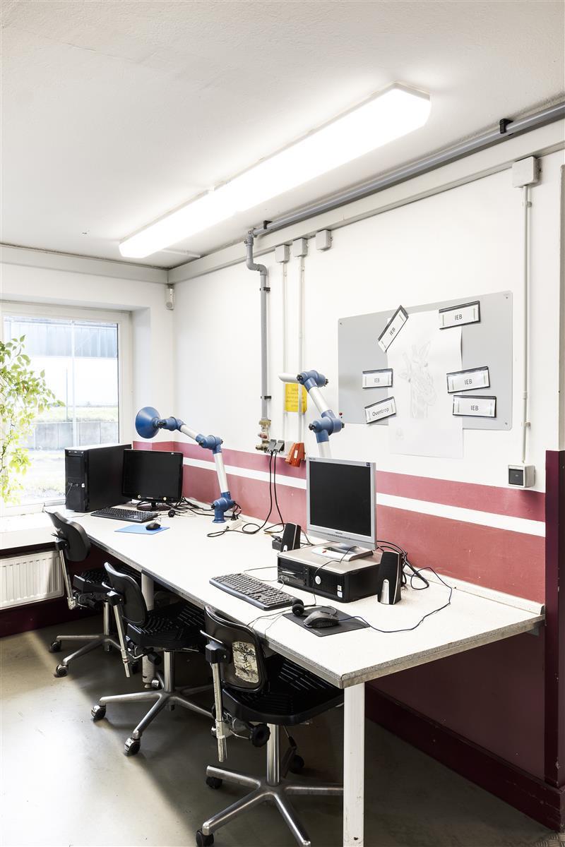 DOTLUX LED-Feuchtraumleuchte SIMPLY IP54 1160mm 27W 4000K IK10