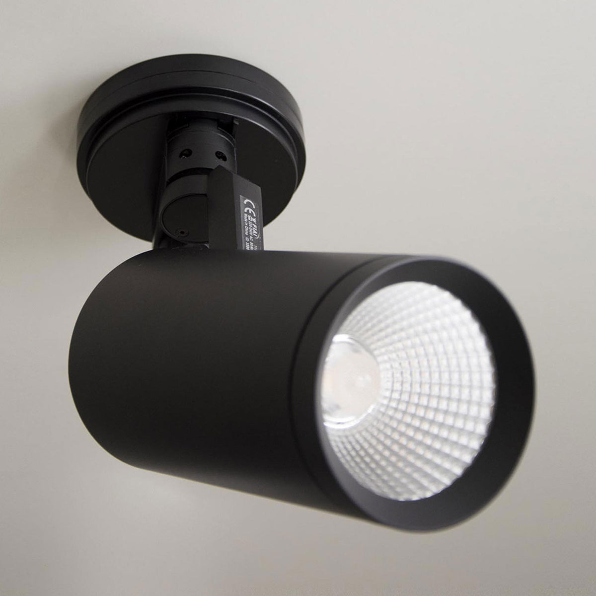Monotrack surface-mount adapter for track spotlights, black, 1-phase
