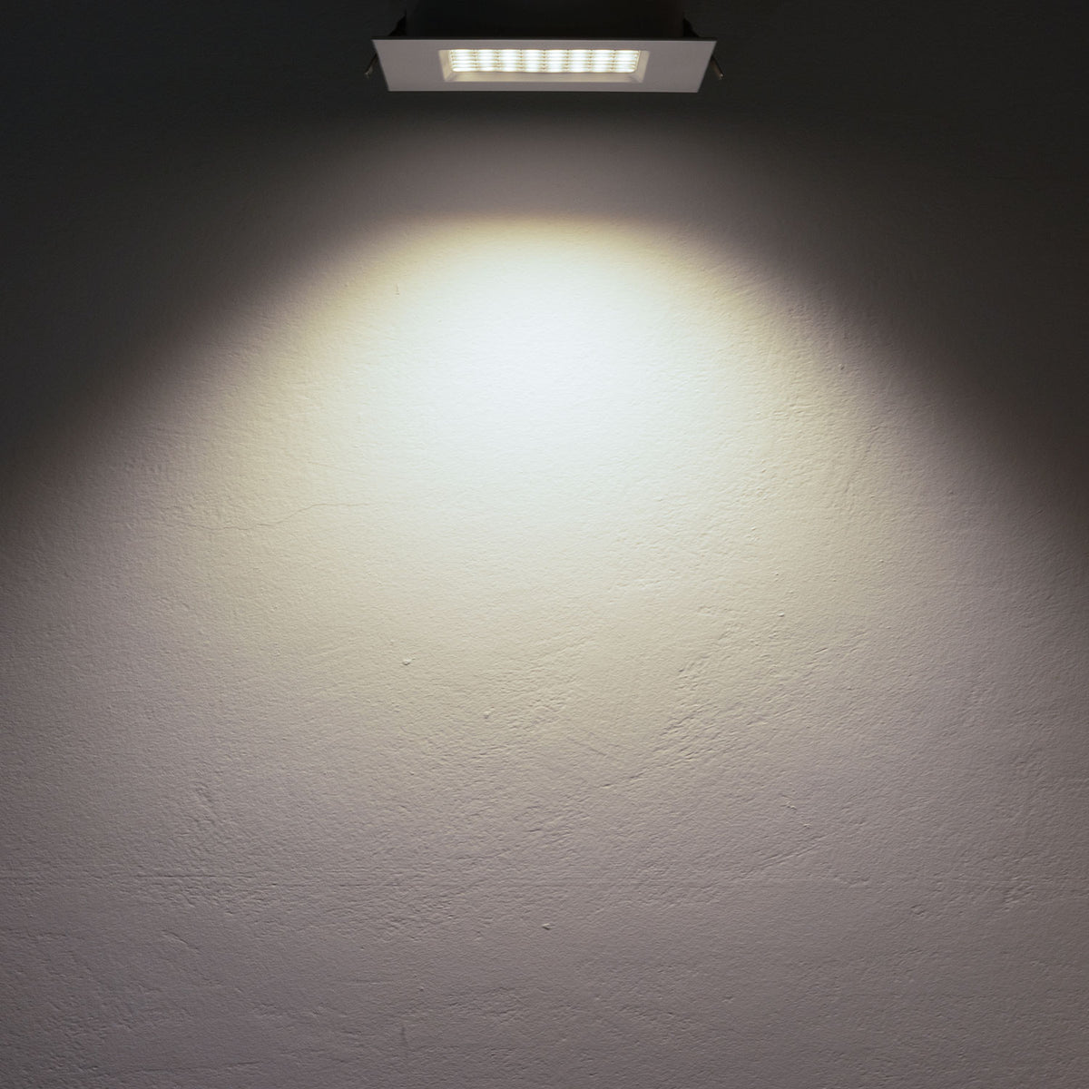 LED Downlight Prism blendungsreduziert 25W, IP54, neutralweiß, dimmbar