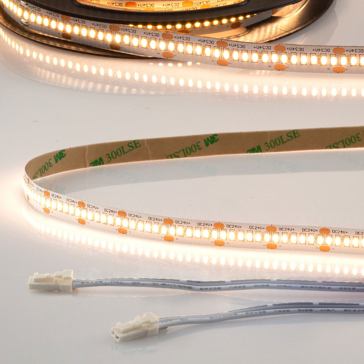 LED CRI930 MiniAMP flex ribbon, 24V DC, 12W, IP20, 3000K, 120cm, both. 30cm cable + maleAMP, 300 LED/m