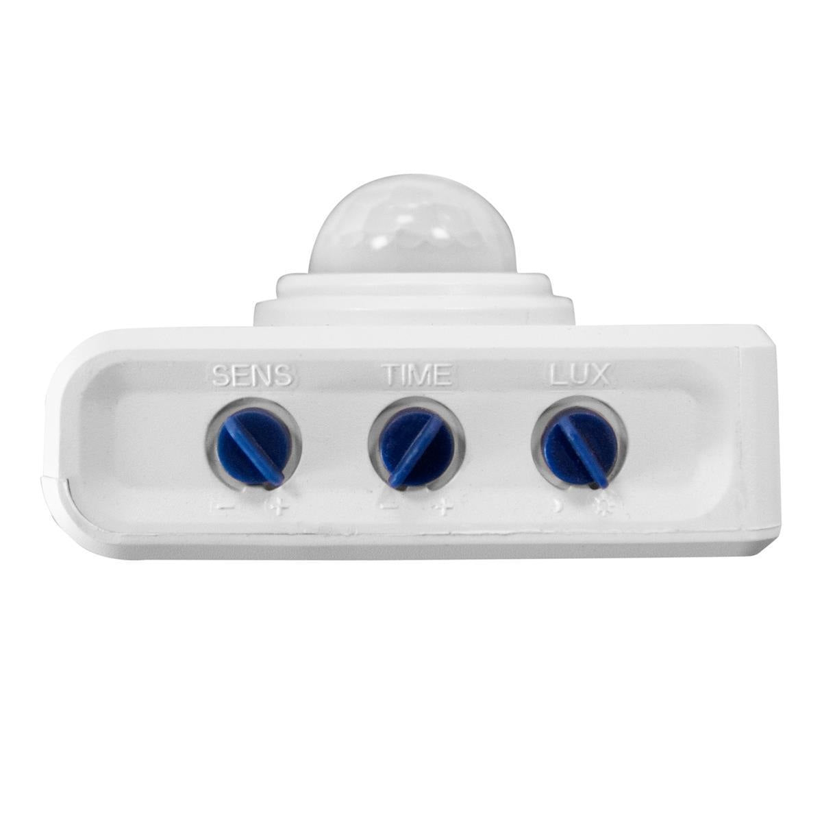 DOTLUX LED spotlight FLOORslim-sensor 50W 3000K with PIR motion detector