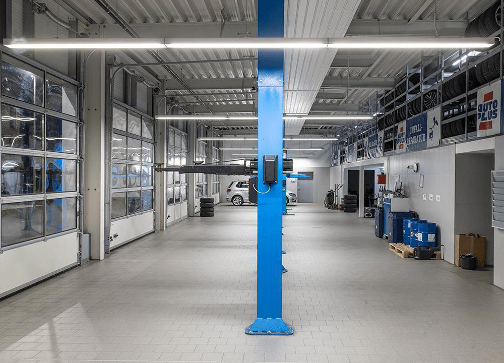 DOTLUX LED-Leuchteneinsatz LINEAlock 1437mm 25-75W 4000K dimmbar 1-10V 60*110°